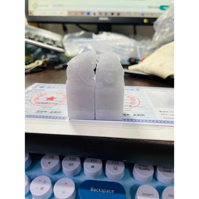 天然A貨緬甸玉 冰潤淡粉招財納福貔貅翡翠印章/正方印/對印(一對) 粉嫩淡粉滿色 色淡近白 老種帶冰底妝-細節圖9