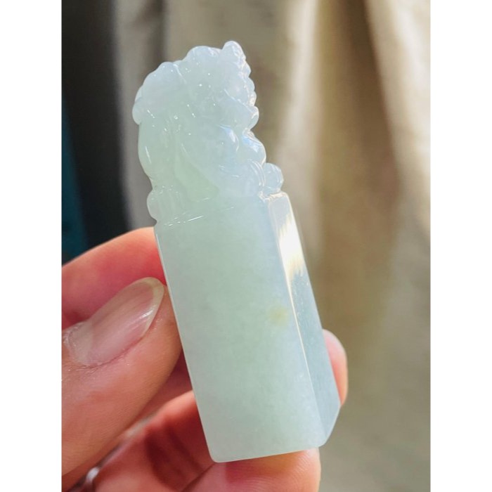 天然A貨緬甸玉 冰潤果綠手工雕招財公母貔貅翡翠印章/正方印/對印(一對) 扎實帶綠老冰料 色滿勻稱-細節圖4