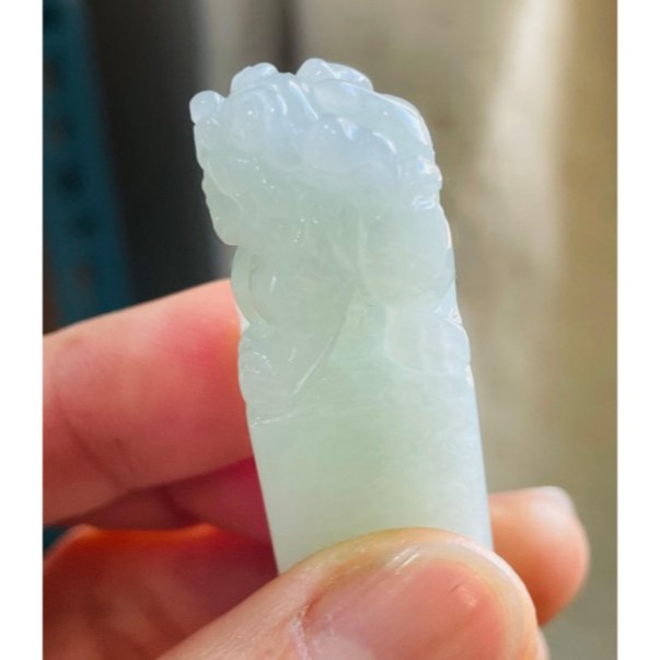 天然A貨緬甸玉 冰潤果綠手工雕招財公母貔貅翡翠印章/正方印/對印(一對) 扎實帶綠老冰料 色滿勻稱-細節圖7