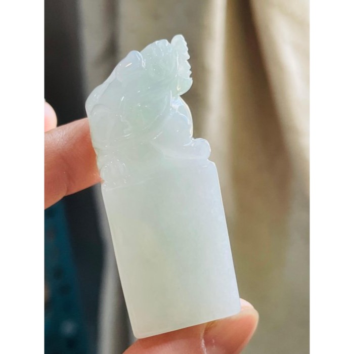 天然A貨緬甸玉 冰潤淡綠底色滿載而歸龍龜翡翠印章/私章/正方印 起冰種老有水頭 色清爽 1.9公分大印體-細節圖2