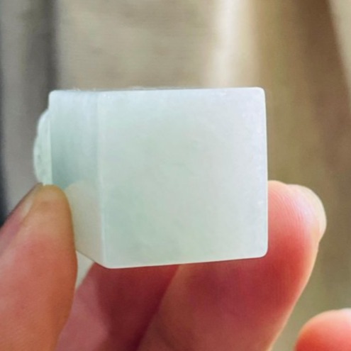 天然A貨緬甸玉 冰潤淡綠底色滿載而歸龍龜翡翠印章/私章/正方印 起冰種老有水頭 色清爽 1.9公分大印體-細節圖7