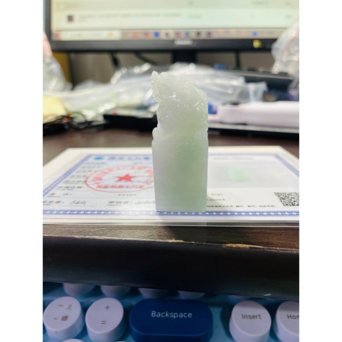 天然A貨緬甸玉 冰潤淡綠底色滿載而歸龍龜翡翠印章/私章/正方印 起冰種老有水頭 色清爽 1.9公分大印體-細節圖9