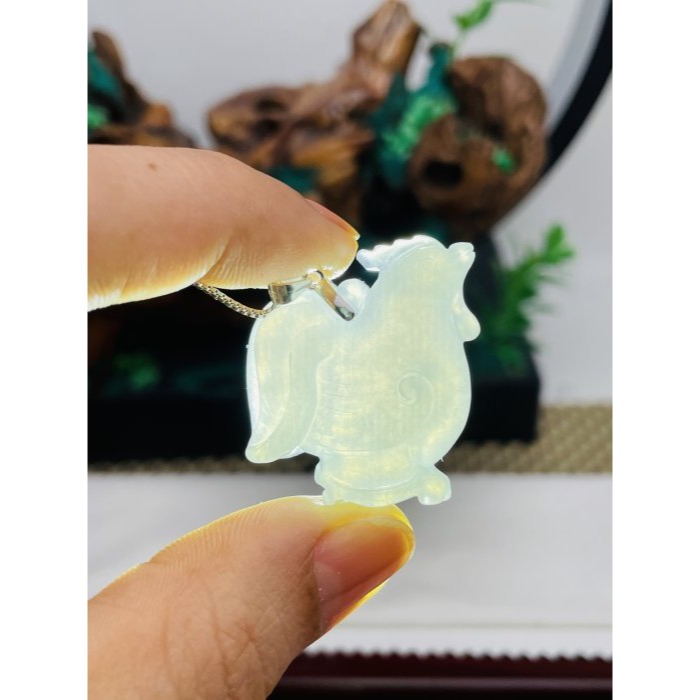 天然A貨緬甸玉 冰瑪瑙底煙紫全立體雕大吉大利/天賜良機翡翠玉墜 冰膠潤果凍底裝 飽滿胖嘟嘟公雞俏皮可愛-細節圖8