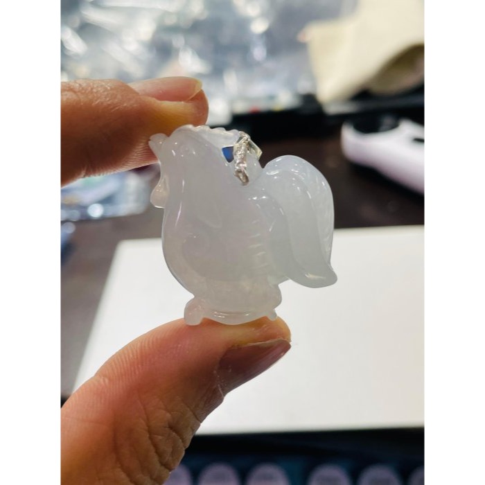 天然A貨緬甸玉 冰瑪瑙底煙紫全立體雕大吉大利/天賜良機翡翠玉墜 冰膠潤果凍底裝 飽滿胖嘟嘟公雞俏皮可愛-細節圖10