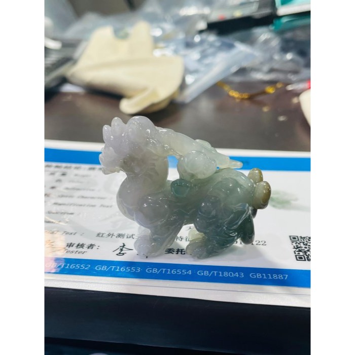 天然A貨緬甸玉 冰潤三彩手工俏色雕霸王貔貅翡翠玉墜/擺件 冰膠紫綠 冰糖黃俏雕財在身後 靠山生財-細節圖10