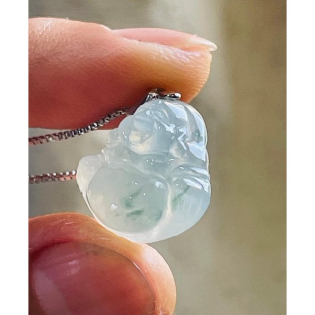 天然A貨緬甸玉 高冰飄花佛公/彌勒佛翡翠小佛墜 晶透冰起光感 冰膠底裝藍花增彩 肚圓澎財庫飽-細節圖5