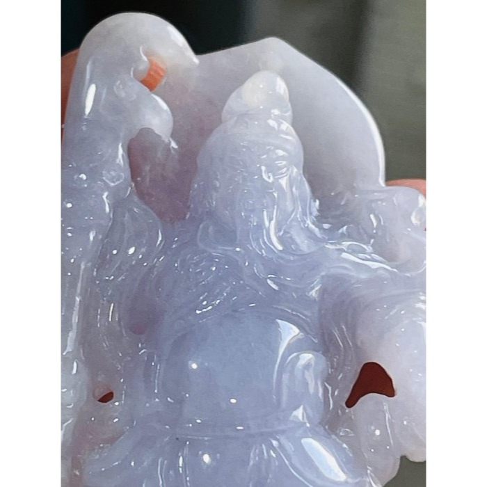 天然A貨緬甸玉 冰潤櫻花紫鏤空透雕雙刀關公翡翠玉墜 過底粉嫩紫底色 俏一抹灑金添彩 雙刀定氣場化是非-細節圖3