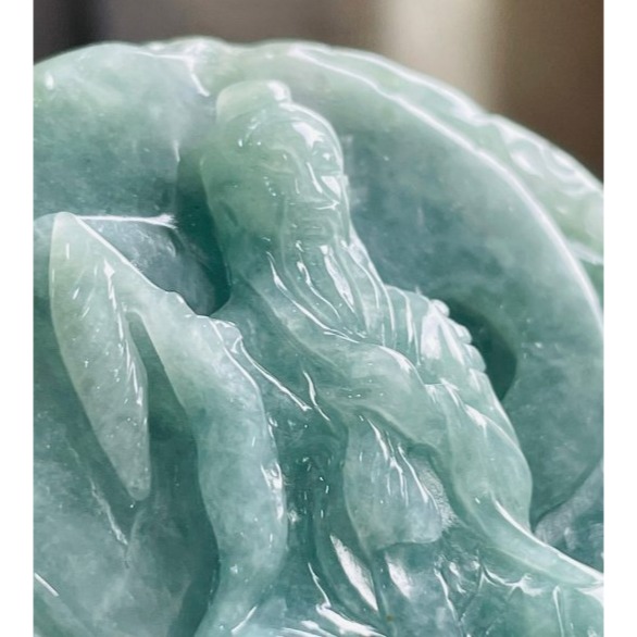 天然A貨緬甸玉 冰潤湖綠雙面雕太上老君翡翠八卦玉牌 起冰滿綠底色 底妝膠潤 厚實雕工立體 背面先天八卦-細節圖3