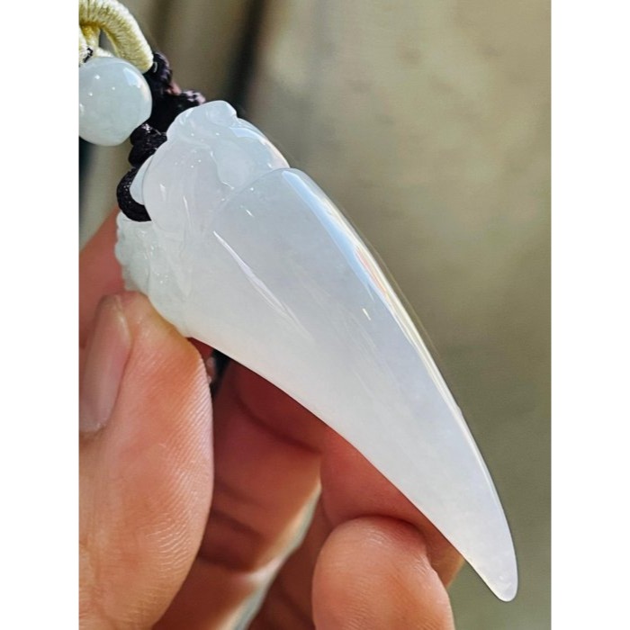 天然A貨緬甸玉 膠潤白冰全立體貔貅龍牙翡翠玉墜 冰膠細肉無晶體 白透粉好水頭 形立體飽滿-細節圖4