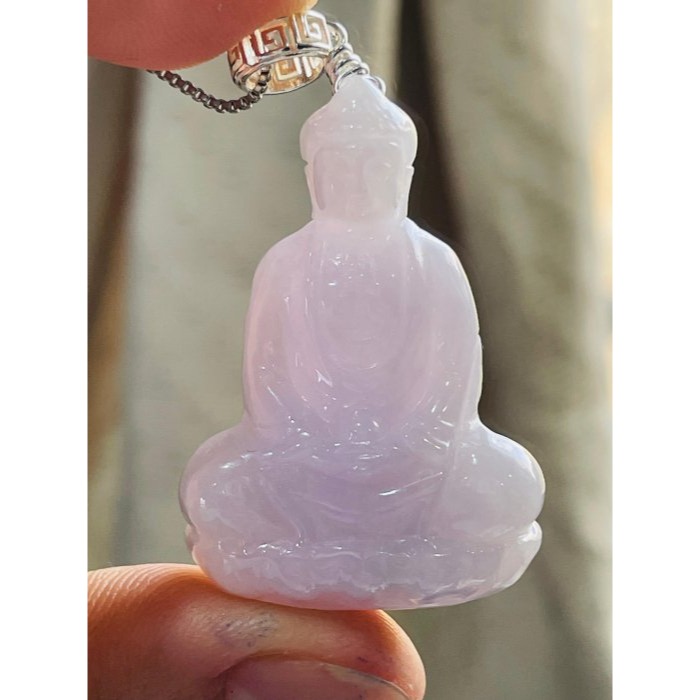 天然A貨緬甸玉 膠潤櫻花紫立體雕阿彌陀佛翡翠佛墜 細肉無晶體粉紫底色 種色耐看 法像清晰莊嚴-細節圖6