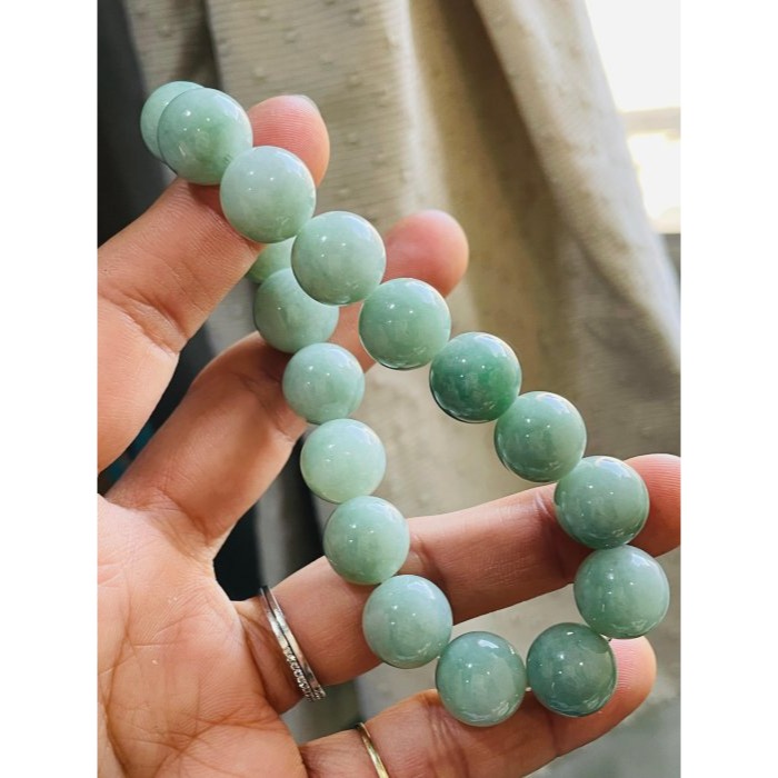 天然A貨緬甸玉 芙蓉種 細潤藍綠12.5mm圓珠翡翠手串/手鍊 19cm手圍 顆顆潤澤帶色 完美度99%-細節圖4
