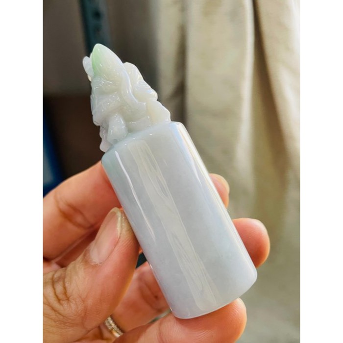 天然A貨緬甸玉 芙蓉種 細潤白底青滿載而歸招財龍龜翡翠印章/大圓印/私章 2.4cm大印體 辣色陽綠添翠 大器尊貴-細節圖3