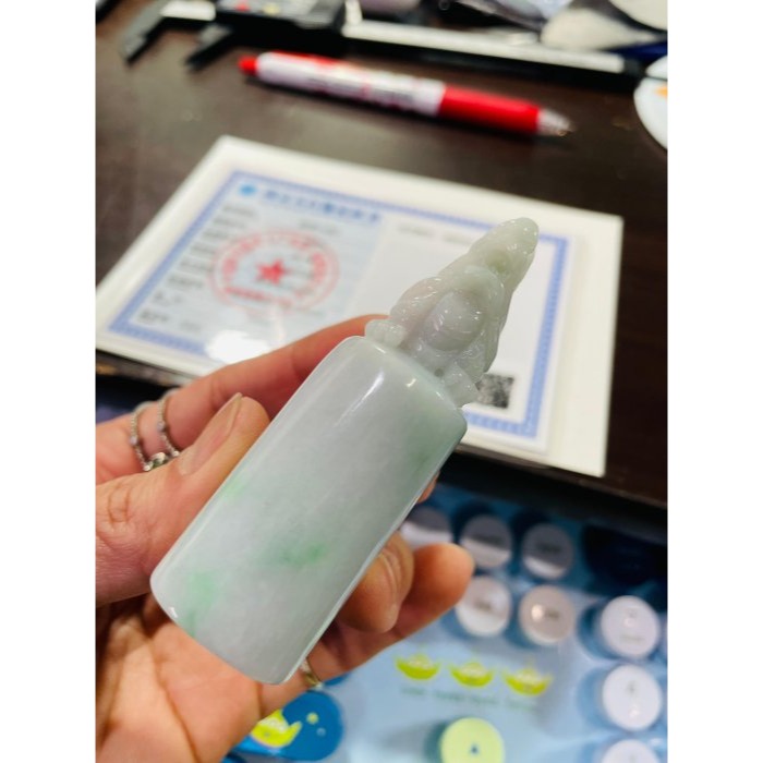 天然A貨緬甸玉 芙蓉種 細潤白底青滿載而歸招財龍龜翡翠印章/大圓印/私章 2.4cm大印體 辣色陽綠添翠 大器尊貴-細節圖10