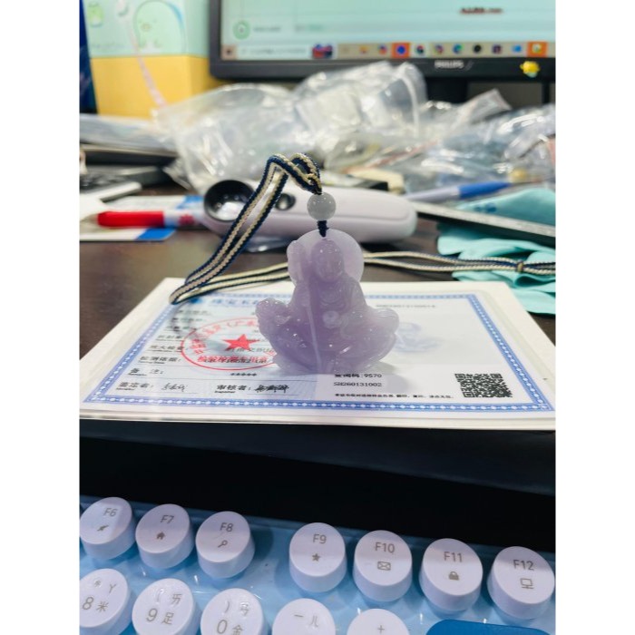 天然A貨緬甸玉 冰潤粉紫滿色全立體地藏王菩薩翡翠佛牌 冰過底粉嫩紫 色滿聚色不失色 法相清晰 坐騎立體-細節圖9