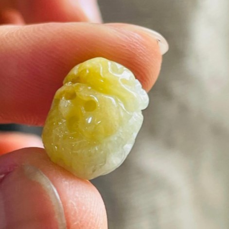 天然A貨緬甸玉 冰潤檸檬黃雙彩手工環繞微雕一條龍翡翠龍珠/頂珠 起冰天然黃霧帶白冰雙色-細節圖2