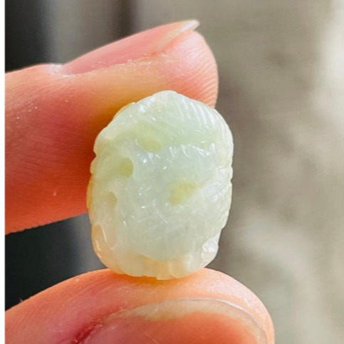 天然A貨緬甸玉 冰潤檸檬黃雙彩手工環繞微雕一條龍翡翠龍珠/頂珠 起冰天然黃霧帶白冰雙色-細節圖4