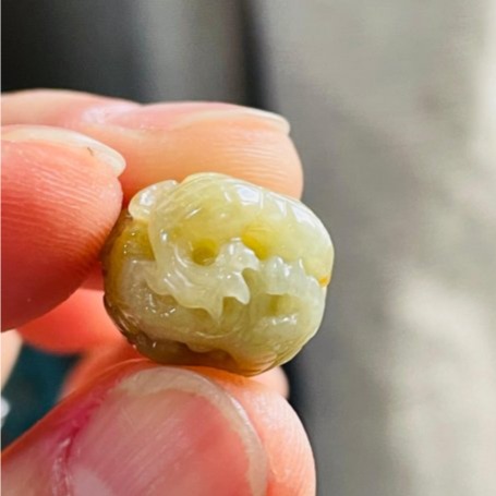 天然A貨緬甸玉 冰潤梨黃漸變手工環繞微雕一條龍翡翠小龍珠 老熟油潤 起冰天然黃漸變三色-細節圖7