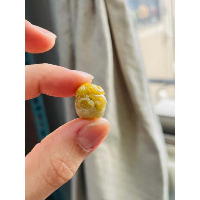 天然A貨緬甸玉 冰潤梨黃漸變手工環繞微雕一條龍翡翠小龍珠 老熟油潤 起冰天然黃漸變三色-細節圖8