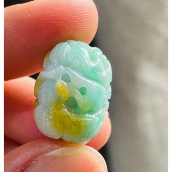 天然A貨緬甸玉 老坑黃加綠三彩手工360度環繞巧雕一條龍翡翠龍珠 金黃包覆果綠 白綠黃色分明鮮亮-細節圖2