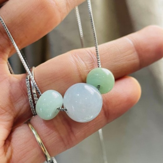 天然A貨緬甸玉 冰潤淡藍綠12.7mm圓珠翡翠項鍊 48cm長 膠潤完美近白大咪珠 搭配10咪果綠鼓珠-細節圖2