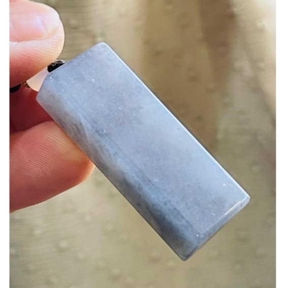 天然A貨緬甸玉 老坑烏雞描金雕工五路財神符翡翠玉墜 全透光冰膠底庄 清晰刻字精緻燙金描畫-細節圖6