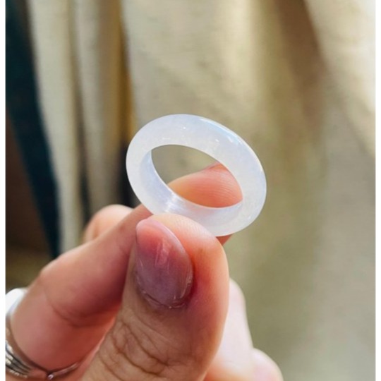 天然A貨緬甸玉  白月光純色素面無雕翡翠玉戒16.8mm 起光感乾淨純色白冰 近6咪漂亮版寬-細節圖2