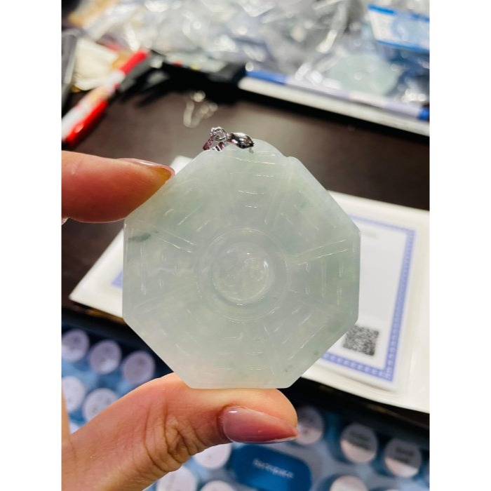 天然A貨緬甸玉 冰飄花太極大八卦翡翠玉墜 晶透冰綠老料 有種有色透手 大牌形請留意尺寸-細節圖9