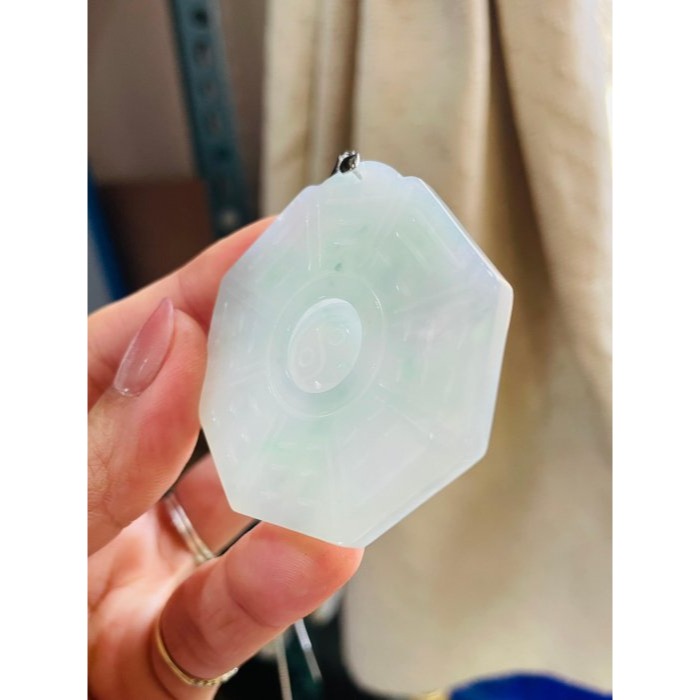 天然A貨緬甸玉 冰飄綠花太極八卦翡翠玉墜 冰芙蓉底庄 滿滿綠花添彩 上身妥妥綠-細節圖5