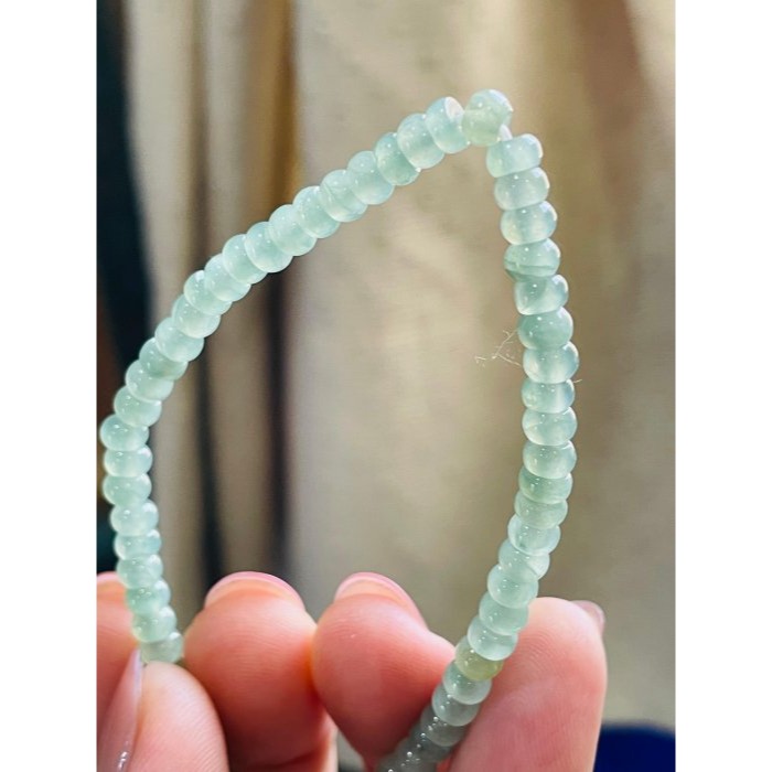 天然A貨緬甸玉 冰玻晴綠4.4mm算盤珠翡翠手串/手鍊17cm手圍 透繩滿色冰晴 搭冰飄花小熊頂珠 完美度90%-細節圖5