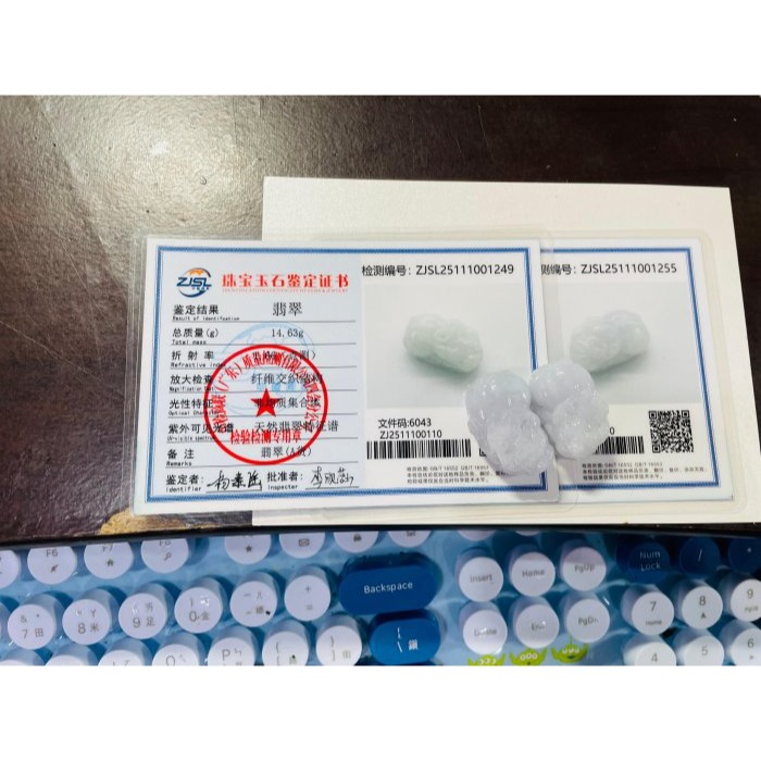 招財守財一對好~天然A貨緬甸玉 冰粉紫手工雕公母貔貅翡翠玉墜(一對) 乾淨淡粉滿底色 晶亮有光澤-細節圖10