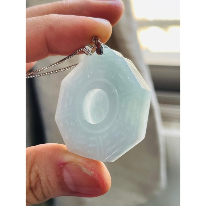 天然A貨緬甸玉 老坑藍綠太極八卦翡翠玉墜 細潤芙蓉底庄 透光乾淨滿底色 易配戴大小-細節圖5