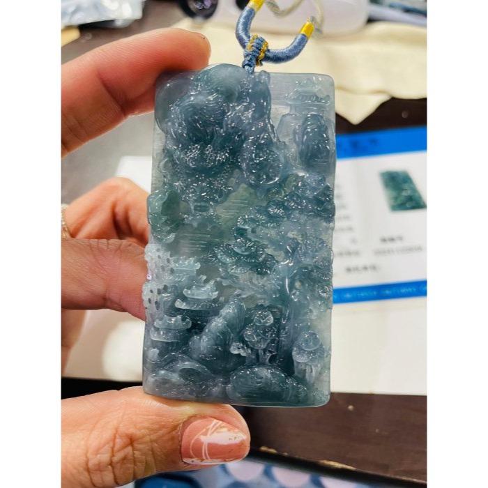 天然A貨玉 冰危綠雙彩鏤空精雕龍行山海翡翠山水牌 透手冰瓜料 滿綠過度紫底色 方正64 牌形-細節圖9