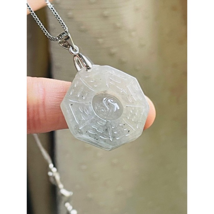 天然A貨緬甸玉 冰種黑冰太極小八卦翡翠玉墜 晶透起光感黑全化底妝 配戴輕巧無壓力-細節圖2