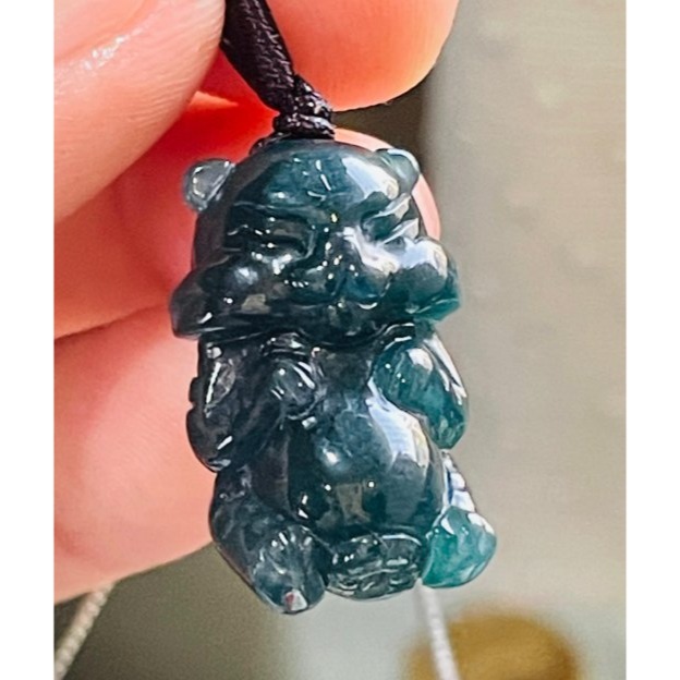 天然A貨翡翠 膠潤危藍全立體Q版小老虎翡翠玉墜 全透光冰潤藍水 色滿勻稱 可愛小胖虎-細節圖2