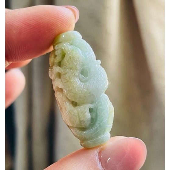 天然A貨緬甸玉 冰潤黃加綠三彩手工環繞巧雕一條龍翡翠天珠 起冰黃霧巧金龍 鮮亮果綠增彩-細節圖3