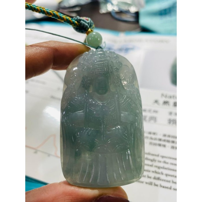 天然A貨緬甸玉 老坑藍綠飄花精工獨家版天上聖母/媽祖翡翠佛牌 冰膠底妝 透手滿綠底色 精開慈悲法像 磨砂雙工 附台証-細節圖9