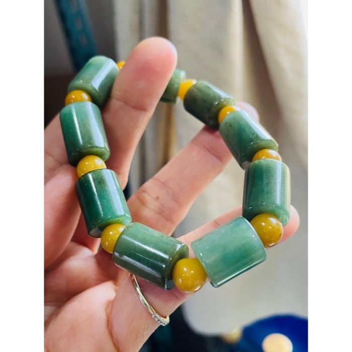 天然A貨緬甸玉 老坑菠菜綠11mm桶珠翡翠手串/手鍊16cm手圍 滿色膠感老型珠 素面無雕 完整度98% 附台証-細節圖2