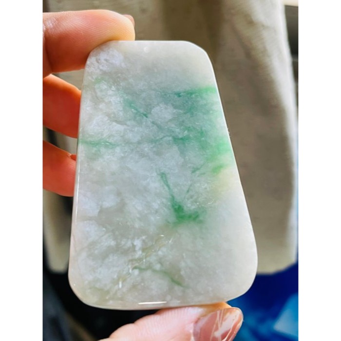 天然A貨緬甸玉 莫西沙 冰潤白底青意境雕天青垂水翡翠山水牌 過底金絲綠 色辣陽透光 牌型方正 工藝立體-細節圖7