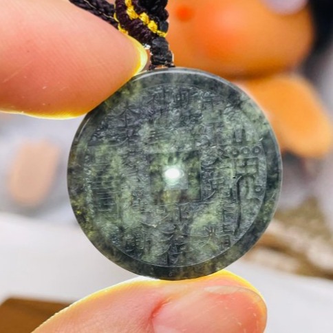 天然A貨緬甸玉 老坑冰膠烏雞太上老君急急如律令翡翠小八卦玉牌 全透光純黑烏雞 獨特霧亮雙精工 配戴無壓力大小-細節圖9