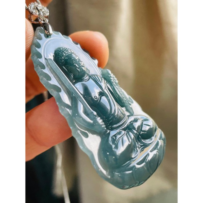 天然A貨翡翠 冰種危藍滿色火焰款不動明王翡翠佛牌 冰瓜料 無棉底妝 色滿料好透手 法像莊嚴立體-細節圖2