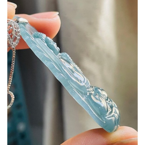 天然A貨翡翠 冰種危藍滿色火焰款不動明王翡翠佛牌 冰瓜料 無棉底妝 色滿料好透手 法像莊嚴立體-細節圖5