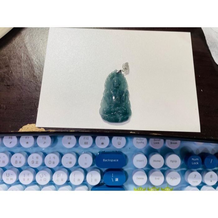 天然A貨翡翠 冰種危藍滿色火焰款不動明王翡翠佛牌 冰瓜料 無棉底妝 色滿料好透手 法像莊嚴立體-細節圖11