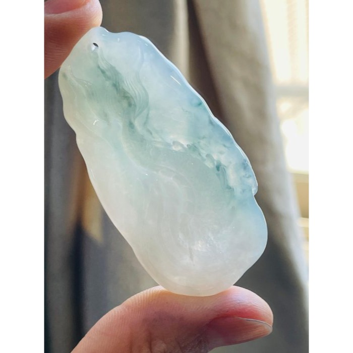 天然A貨緬甸玉 老坑冰飄花龍行雲中翡翠龍牌 起光感白冰底妝 純色碎藍花點綴其中 花活過底 種色兼具-細節圖7