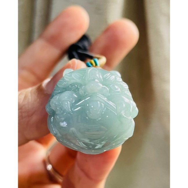 天然A貨緬甸玉 老坑藍綠360度全立體雕饕餮翡翠玉墜 膠潤勻稱滿底色 招財避邪特色雕件-細節圖3