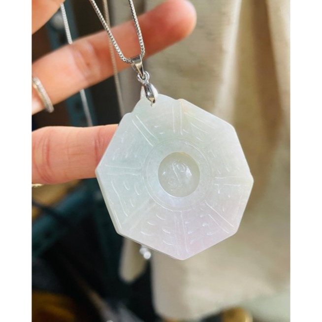 天然A貨緬甸玉 冰潤粉春彩太極八卦翡翠玉墜 帶冰粉嫩紫綠雙彩底色 藏一抹金 大小合宜易配戴-細節圖2