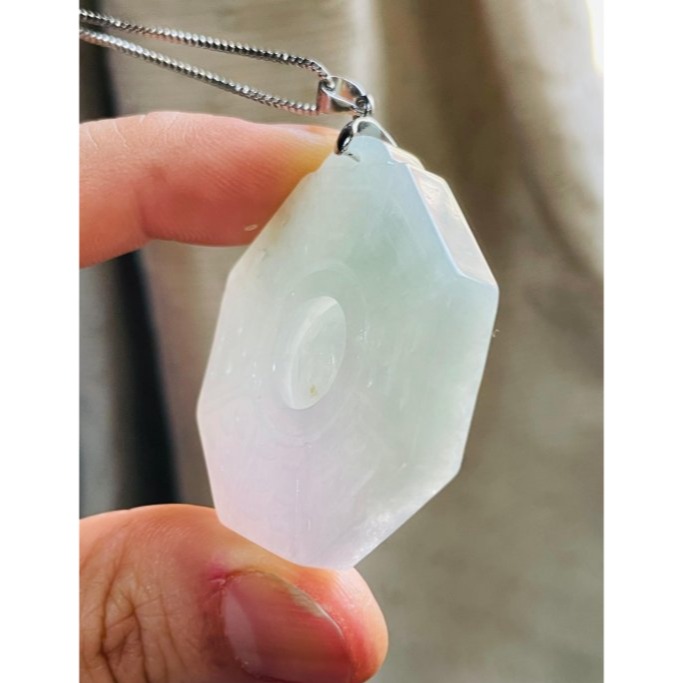 天然A貨緬甸玉 冰潤粉春彩太極八卦翡翠玉墜 帶冰粉嫩紫綠雙彩底色 藏一抹金 大小合宜易配戴-細節圖4