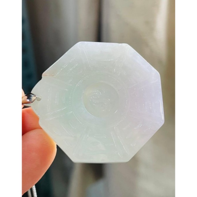 天然A貨緬甸玉 冰潤粉春彩太極八卦翡翠玉墜 帶冰粉嫩紫綠雙彩底色 藏一抹金 大小合宜易配戴-細節圖7