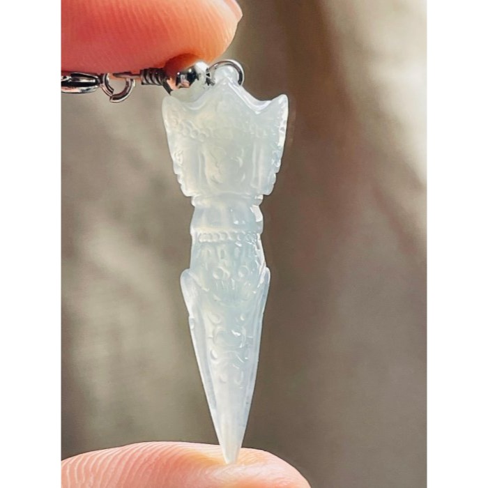 天然A貨緬甸玉 老坑白月光降魔杵翡翠小玉墜 晶透冰起膠底妝 冰種起光帶剛性高貨小精品-細節圖4