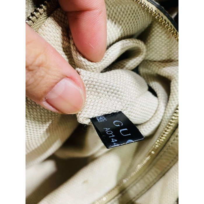 92成新正品~GUCCI 香檳金荔枝紋牛皮Soho鍊條肩包/側背兩用包 附防塵袋 大包 皮軟 不肩帶好背好背-細節圖10
