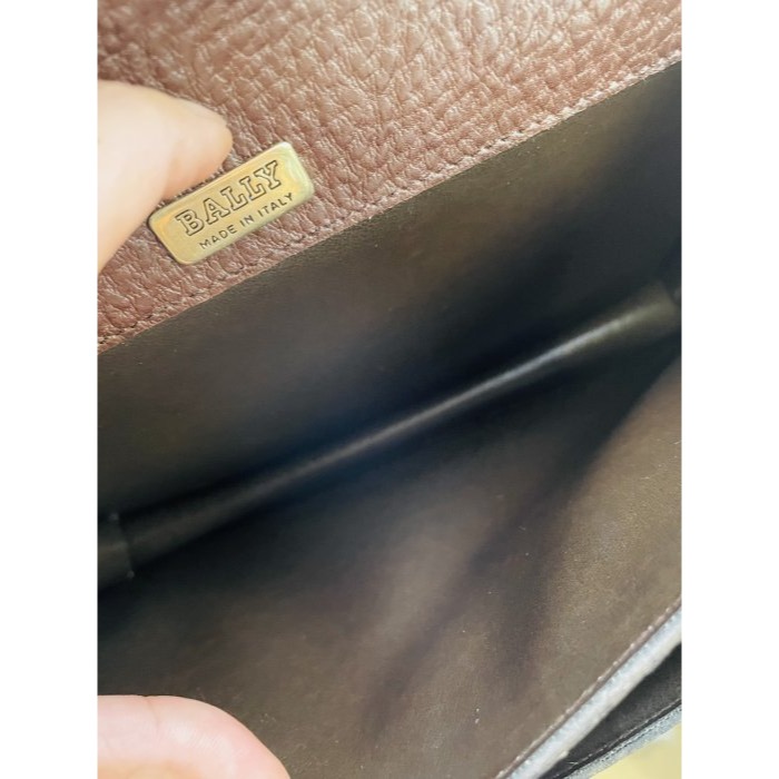 98成新正品~BALLY 咖啡色荔枝紋全牛皮男士壓扣手拿包 低調個性化大哥包-細節圖11